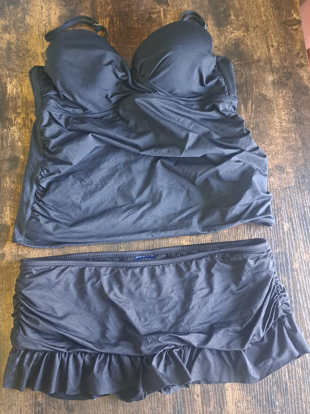 Apt 9 Black Two-Piece Swim Set with Ruffle Skirt Xl